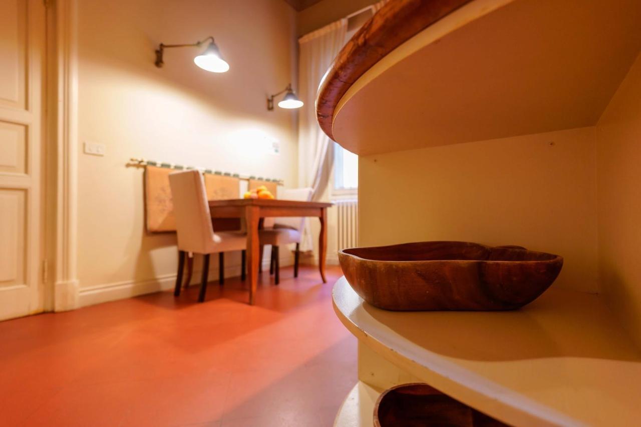 Suite Aldrovandi, With Private Garden 볼로냐 외부 사진
