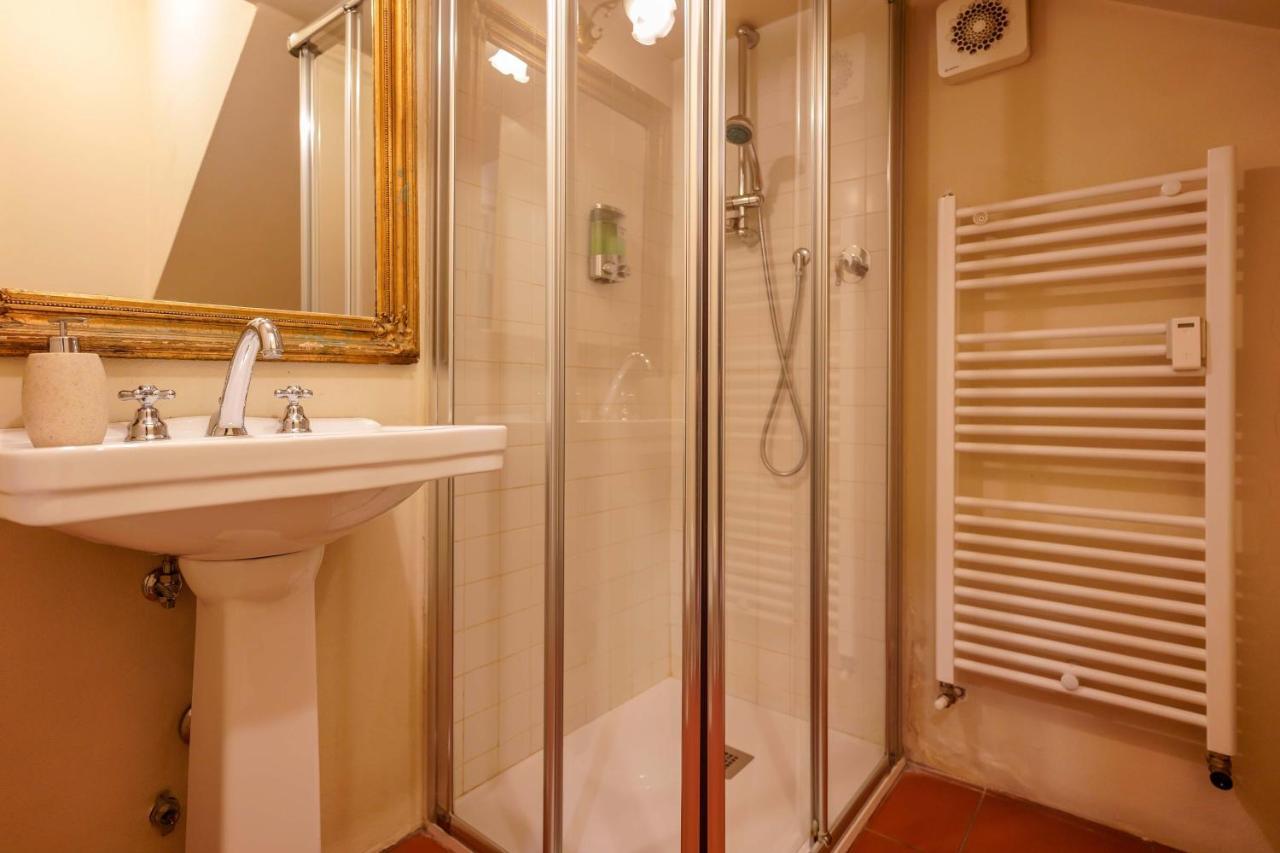Suite Aldrovandi, With Private Garden 볼로냐 외부 사진